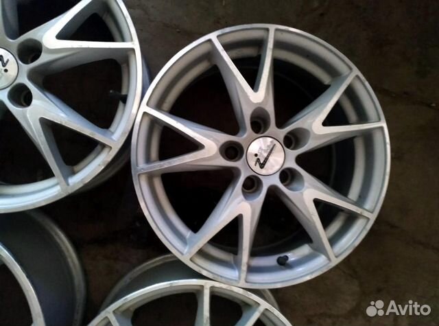 Диски бу литые R15 C на Volkswagen Polo Skoda Rapi Диски бу литые R15 C на Volkswagen Polo Skoda Rapi