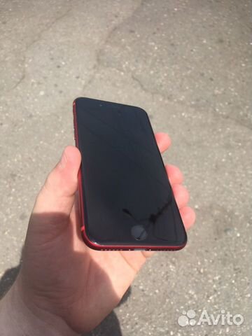 Телефон iPhone 8 64 Red Телефон iPhone 8 64 Red