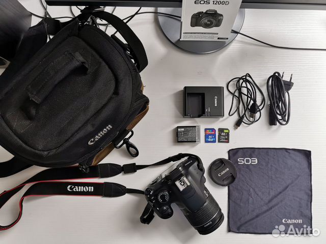 Зеркальный фотоаппарат Cannon EOS 1200D Зеркальный фотоаппарат Cannon EOS 1200D