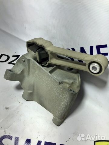 Крепление двигателя Volvo s80 xc70 v70