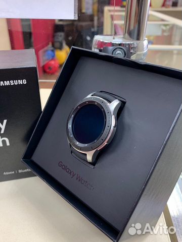 Часы Samsung Galaxy Watch (46 mm) Комплект