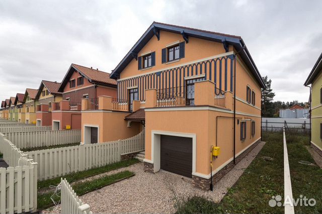 Таунхаус 260 м² на участке 3.5 сот.