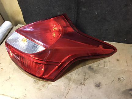 Фонарь правый Форд фокус 3 хетчбэк