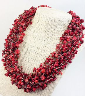 Коралловое колье. Авторская работа