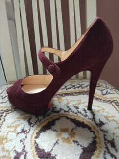 Louboutin Туфли