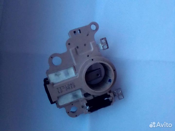 Регулятор напряжения генератора