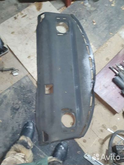 Задняя полка на вольво s40 2001г