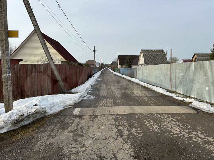 Дача 20 м² на участке 6 сот.