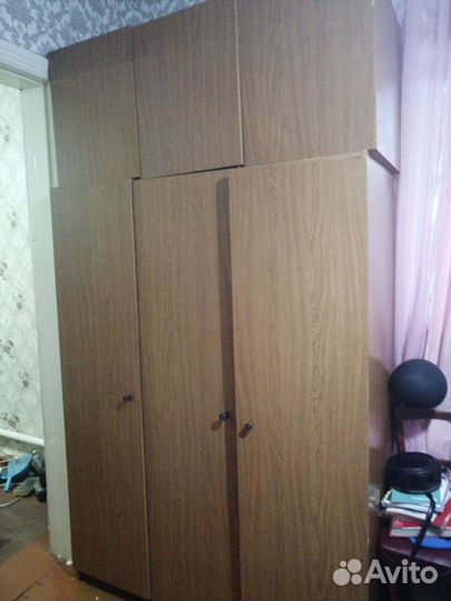 Шкаф