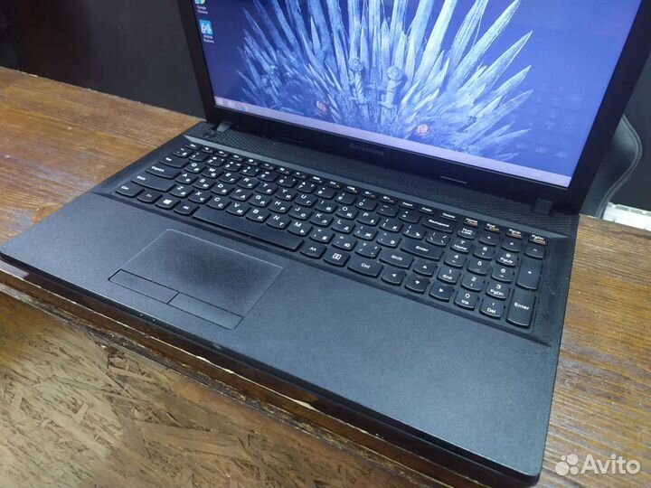 Офисный ноутбук Lenovo / бу / AMD E-1 / R5 M230