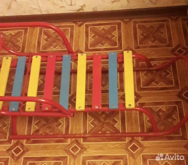 Санки с ручкой