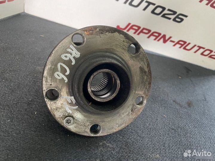 Ступица передняя левая Audi A6 С6 2.4L 2004—2008