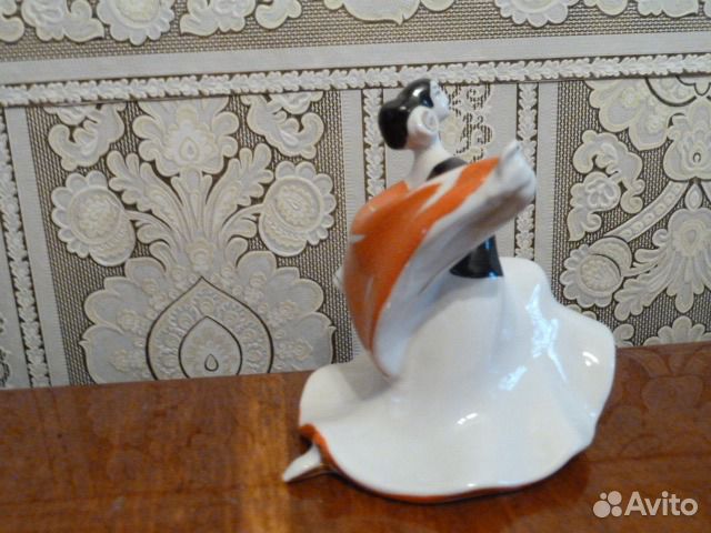 Фарфоровая статуэтка СССР 