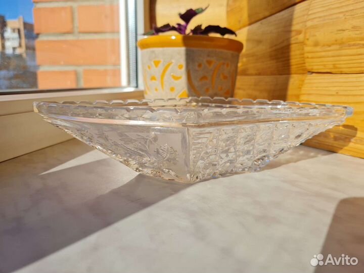 Ваза хрустальная