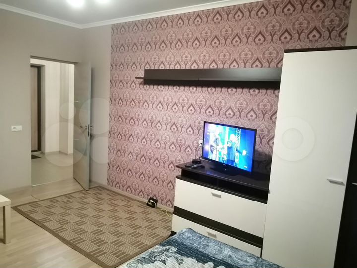 1-к. квартира, 42 м², 9/12 эт.