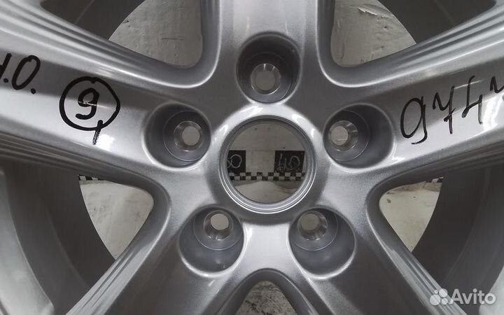 Диск колеса литой Kia Sportage 3 R16