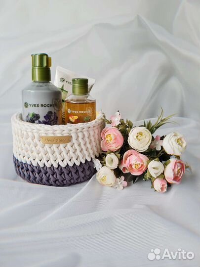 Корзинка вязаная