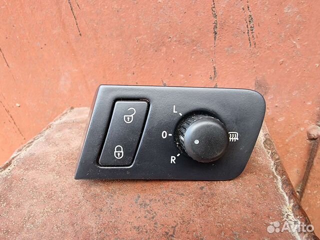 Кнопка управления зеркалами Кадди 3