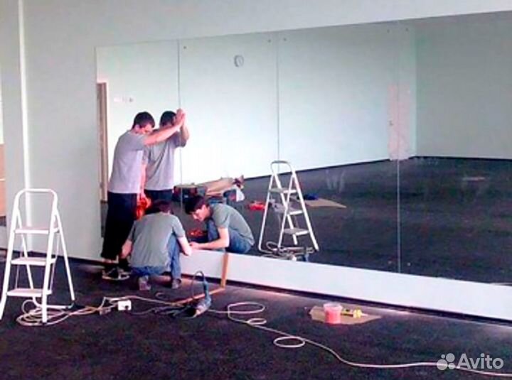 Монтаж зеркал и стекл