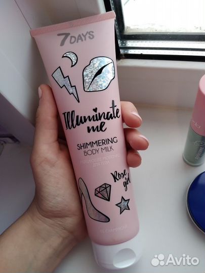 Мерцающее молочко для тела