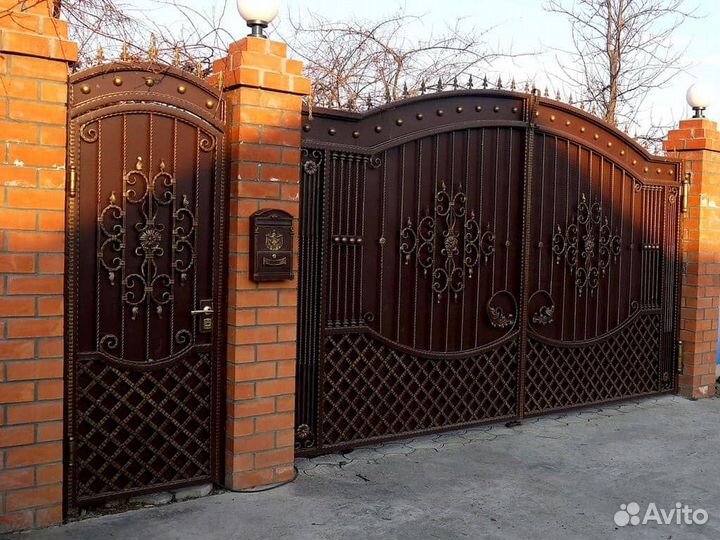Кованые вороты и калитки
