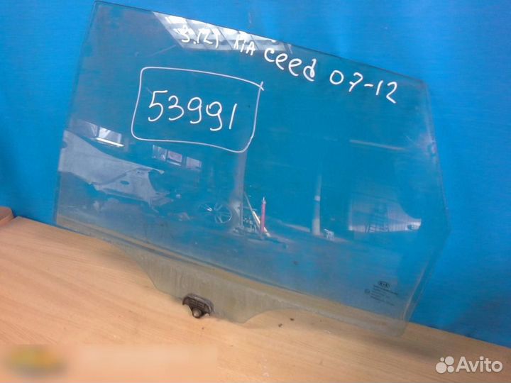 Стекло двери задней левой Kia Ceed 2007- 2012