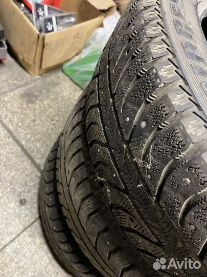 Bridgestone Ice Cruiser 7000 185/55 R15 82T