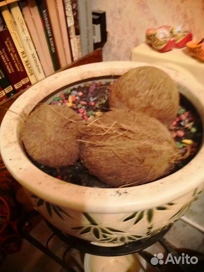 Подставка для цветов напольная металлическая