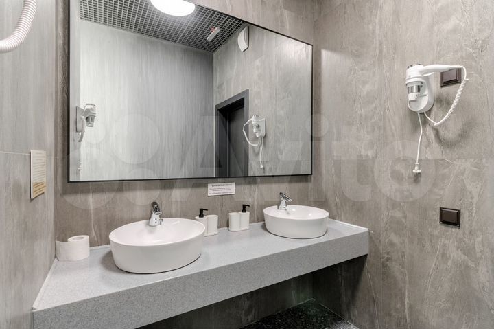 Комната 50 м², 1/4 эт.