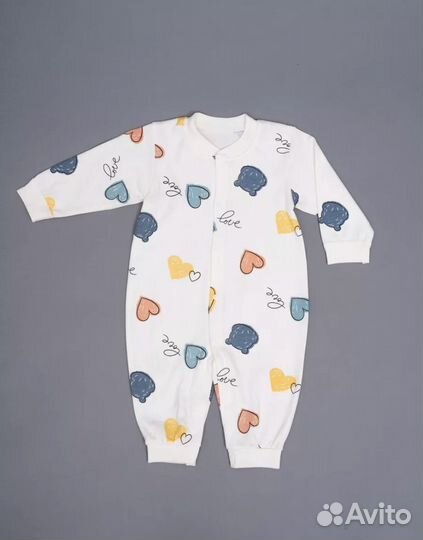 Комбинезон для малышей новые 62, 68, 74р