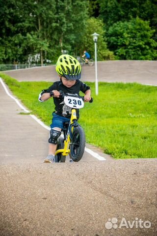 Strider sport беговел+ лыжи к нему