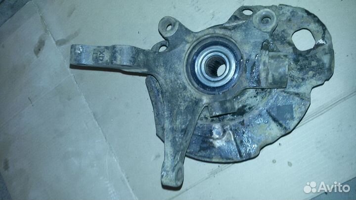 Хендай элантра XD поворотный кулак