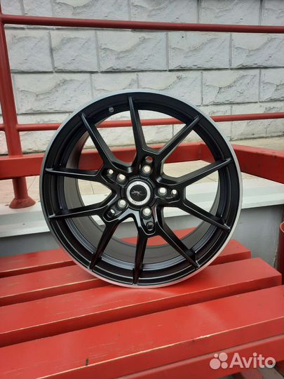 Диск литой R17 7.5 5*114.3 ET40 d67.1 cbmf