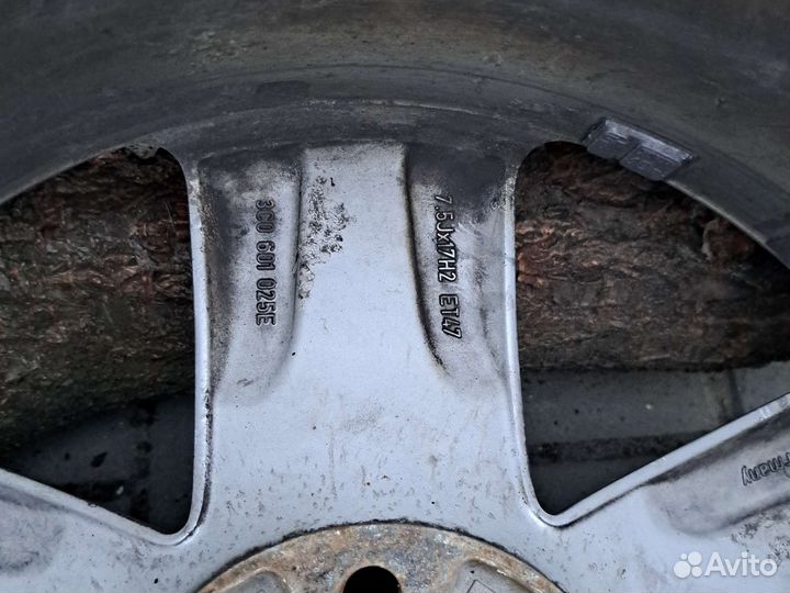 R17 Continental ContiPremiumContact 2 215/55, PCD 5x112 DIA 57.1