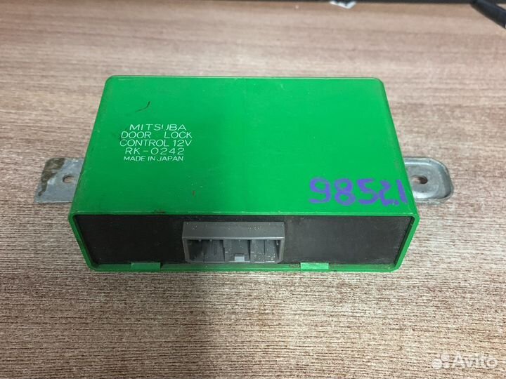 Блок управления центральным замком Honda