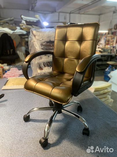 Компьютерное кресло