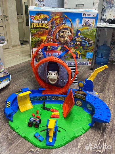 Хот Вилс Монстр Трек Игровой центр