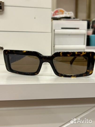 Солнцезащитные очки женские