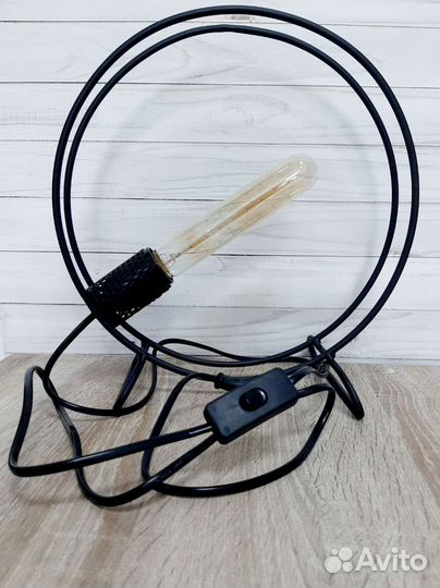 Продам настольную лофт лампу