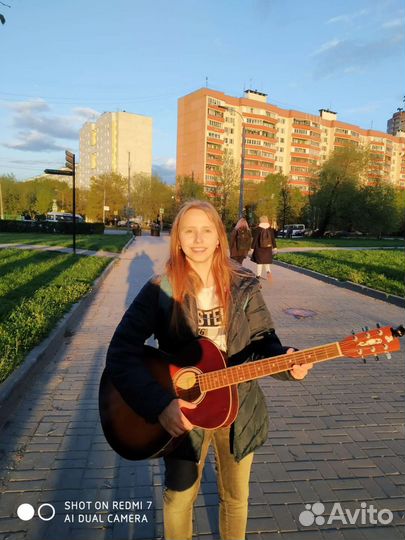 Репетитор по игре на гитаре и укулеле