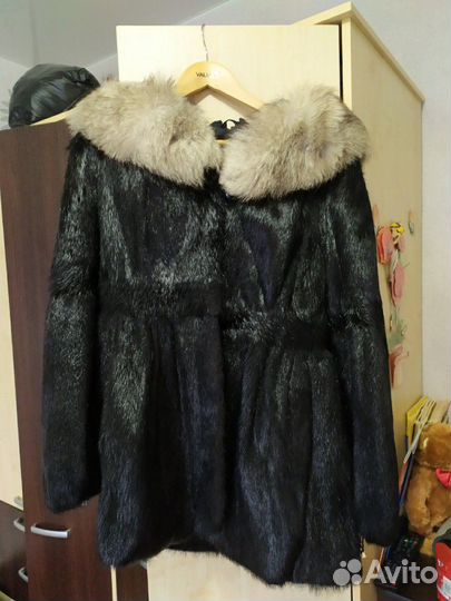 Шуба нутрия с песцом