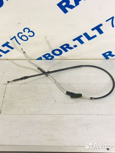 Трос ручника левый skoda yeti 1 рест 1.6 MT