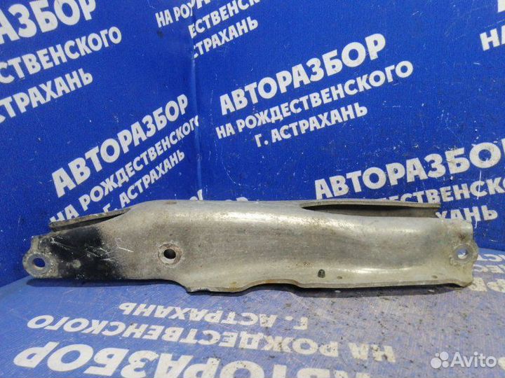 Задний левый рычаг Mercedes-Benz W220 седан 2000