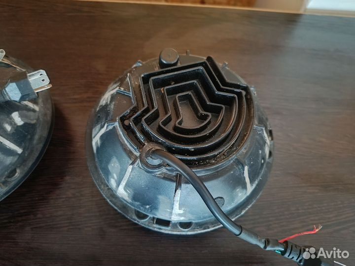 Светодиодные фары на Ниву