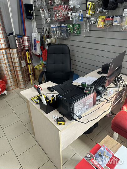 Продавец кассир