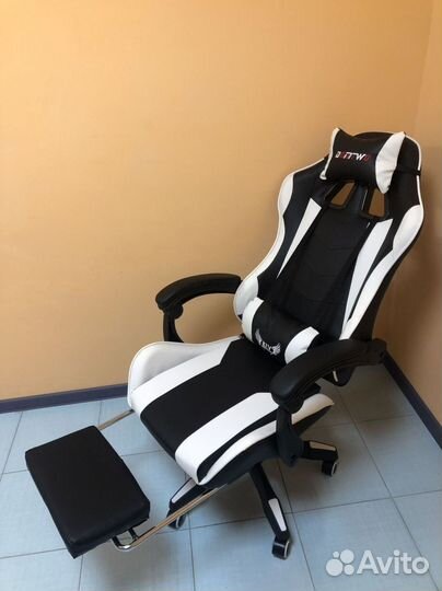 Компьютерное кресло Boss с функцией массажа