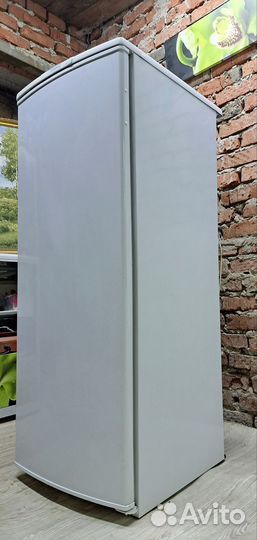 Холодильник Бирюса 140x60x60см