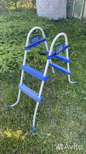 Лестница для бассейна