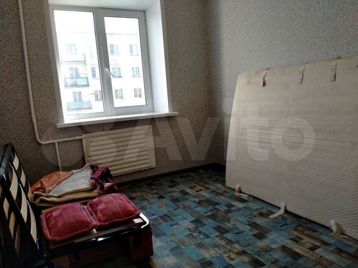 Комната 11 м² в 4-к., 7/9 эт.