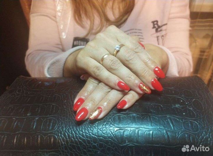 Наращивание ногтей